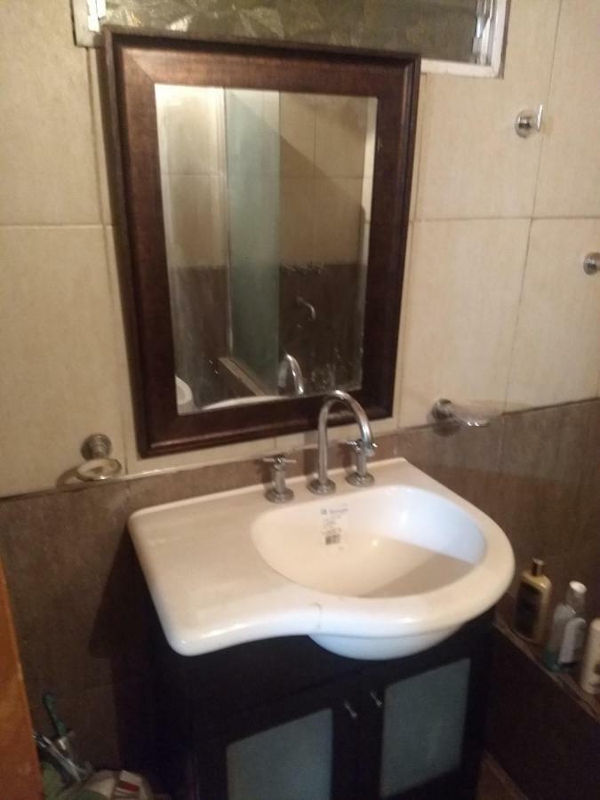 Karina'S House Bed & Breakfast Ezeiza Bagian luar foto