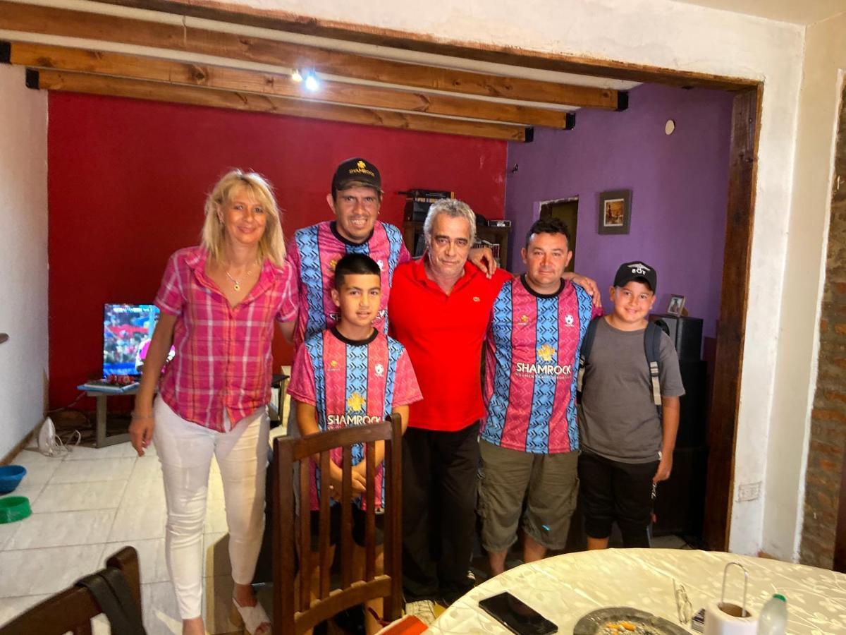 Karina'S House Bed & Breakfast Ezeiza Bagian luar foto